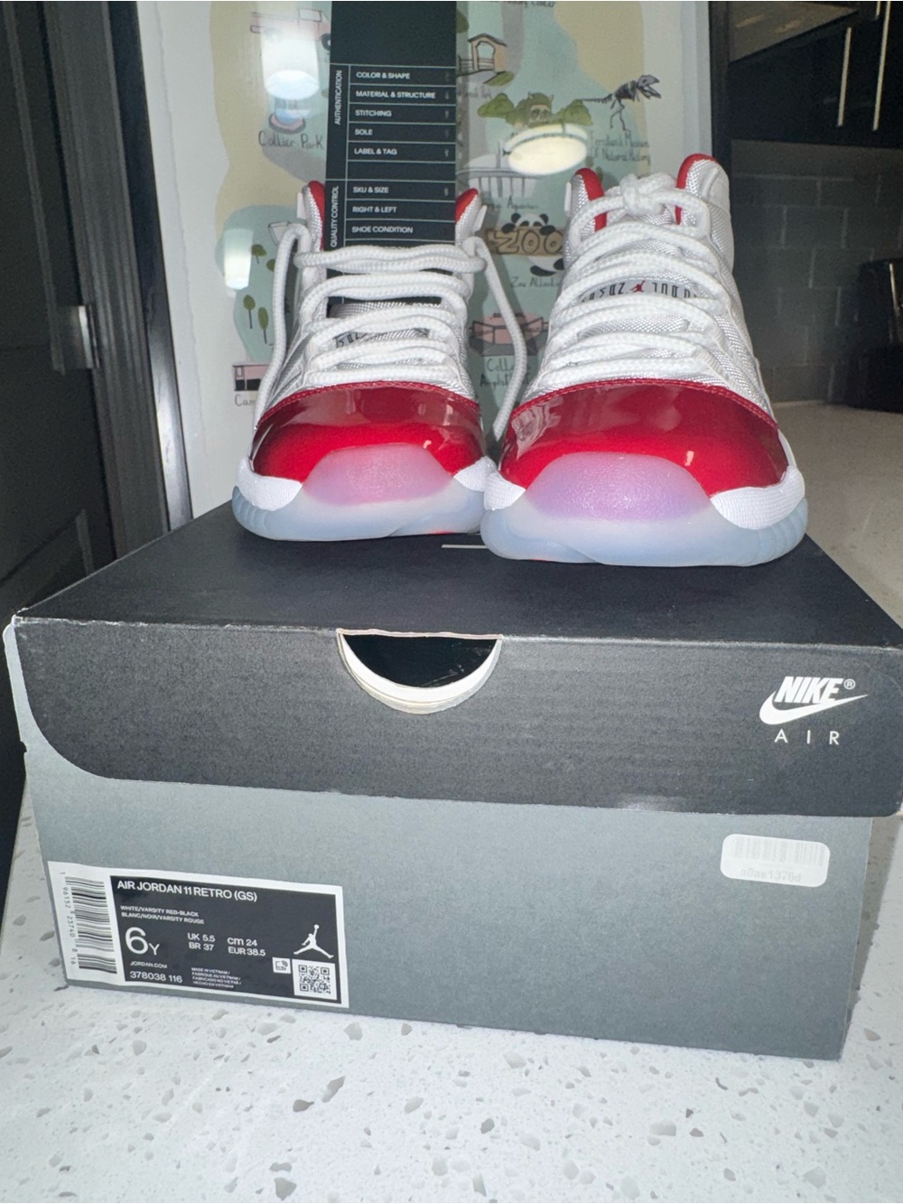 Nike Kids Air Jordan 11 Retro Low - White & Red